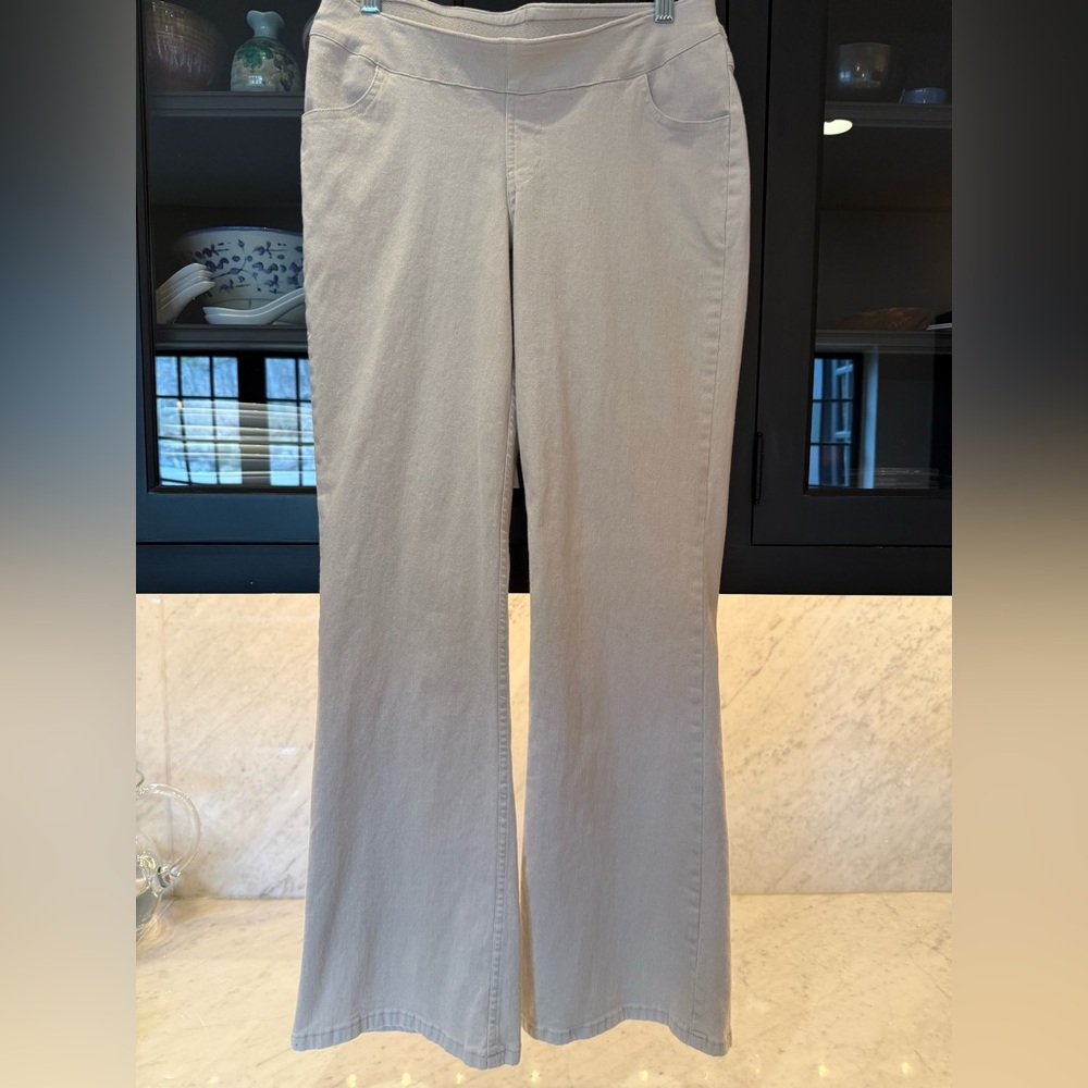 NWOT Japanese Weekend Maternity Flare Pants Light Beige cotton stretch Small